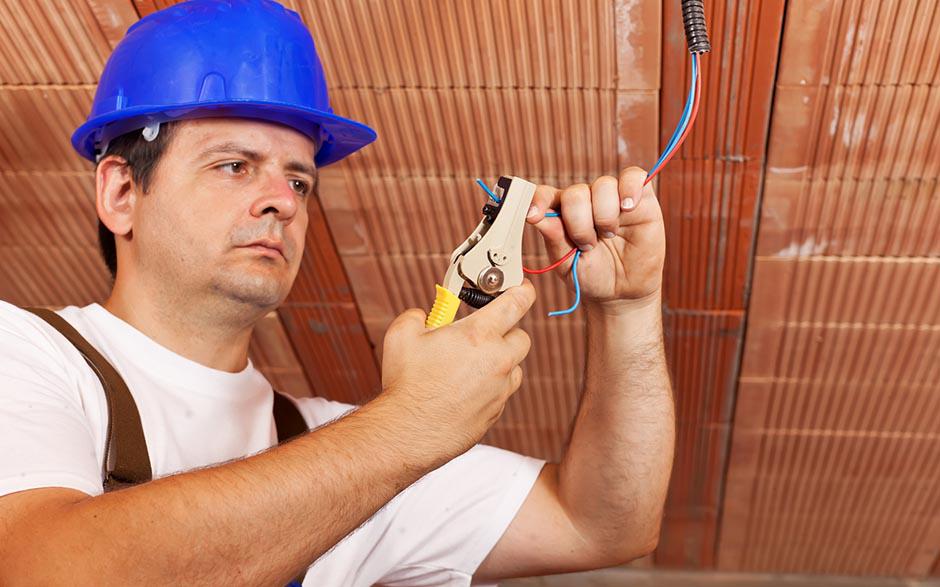 électricien à domicile Paris 8